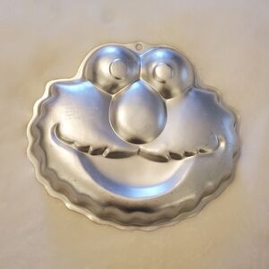 Vintage Wilton Elmo Cake Pan 2002